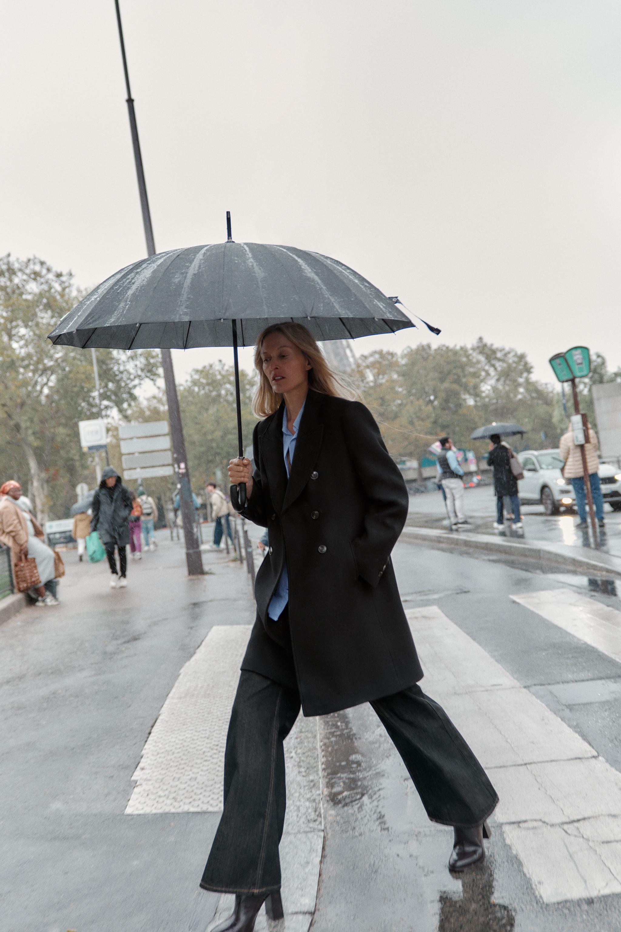 DOUBLE-BREASTED COAT WITH SHOULDER PADS